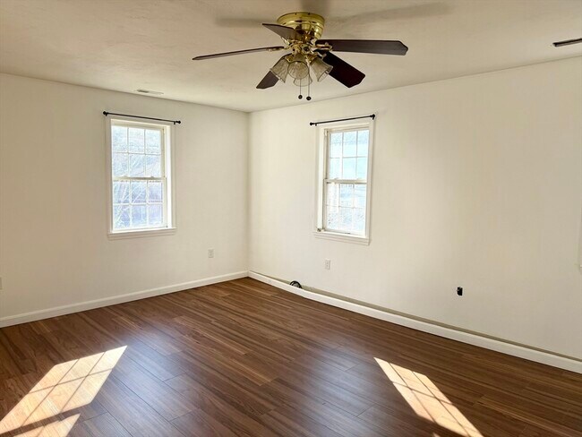 Building Photo - 136 Eastford Rd