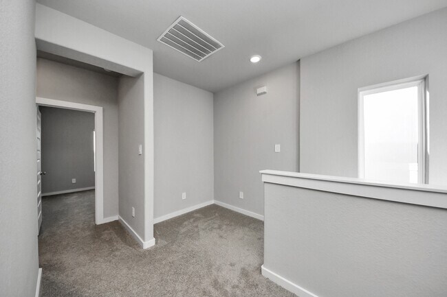 Building Photo - 4111 Good Vineyard Ln