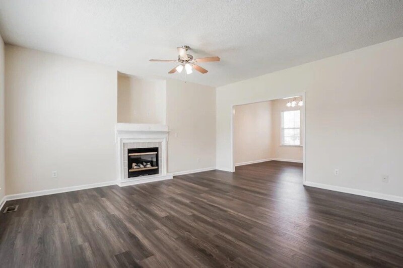Primary Photo - 508 Zircon Ln