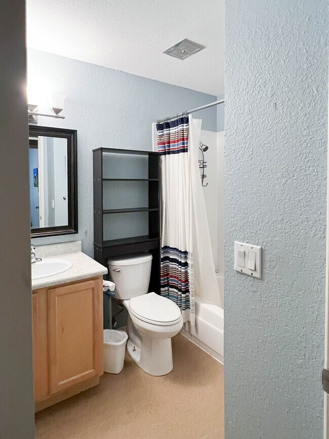 Building Photo - 3609 Rhone Cir