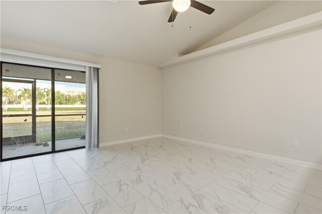 Building Photo - 1111 SE 5th Ct