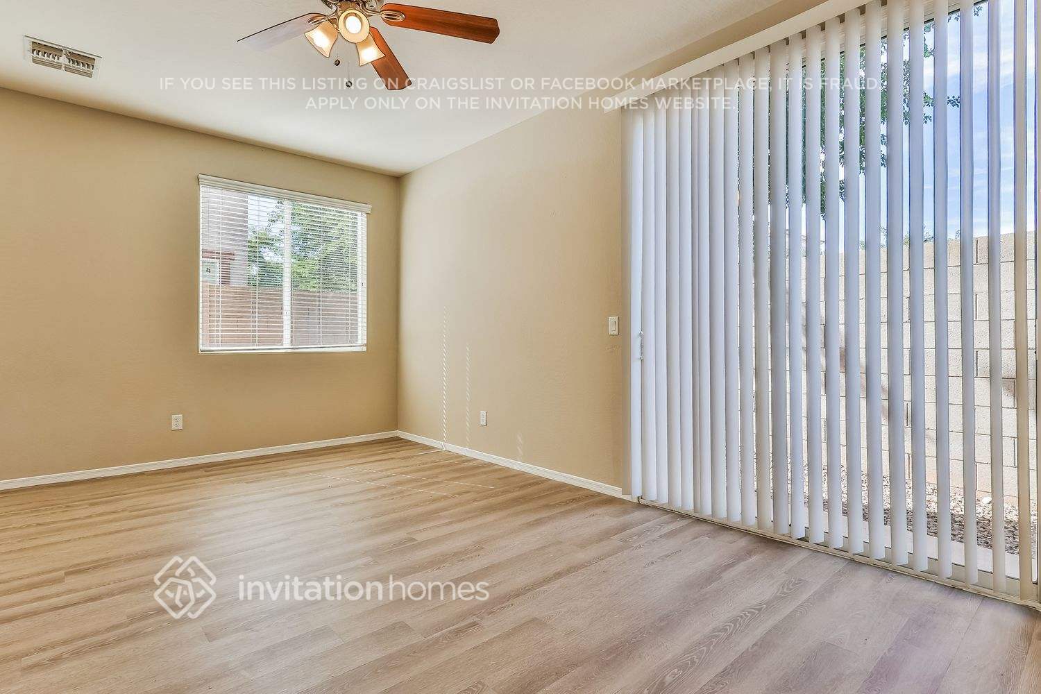 Building Photo - 4201 E Carla Vista Dr