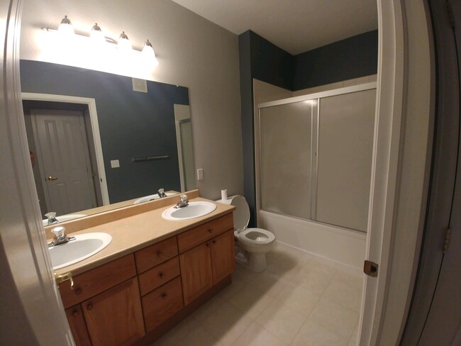 Master Bath - 9390 W Chatfield Pl