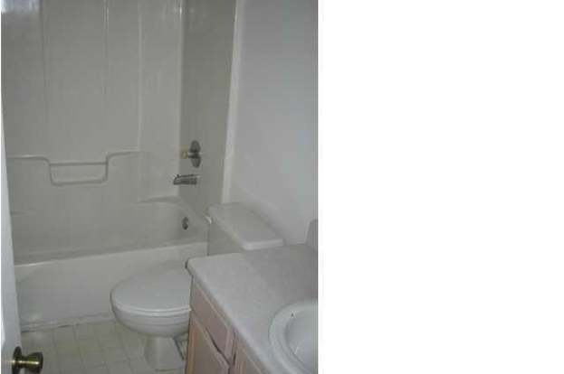 Building Photo - 127 Wildflower Ln
