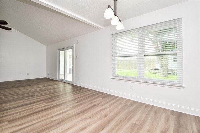 Building Photo - 6622 Kearney Dr