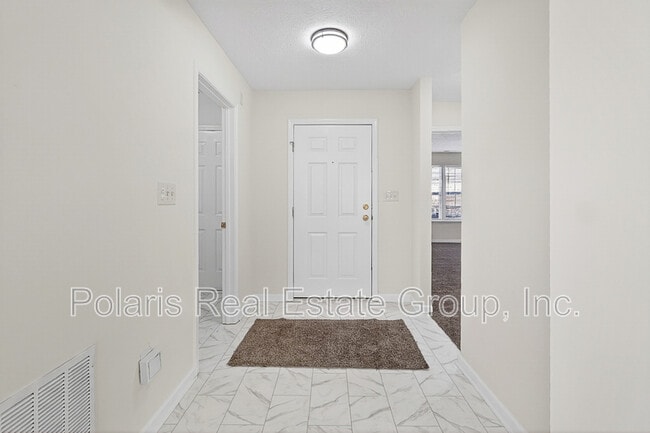 Building Photo - 439 Venus Dr