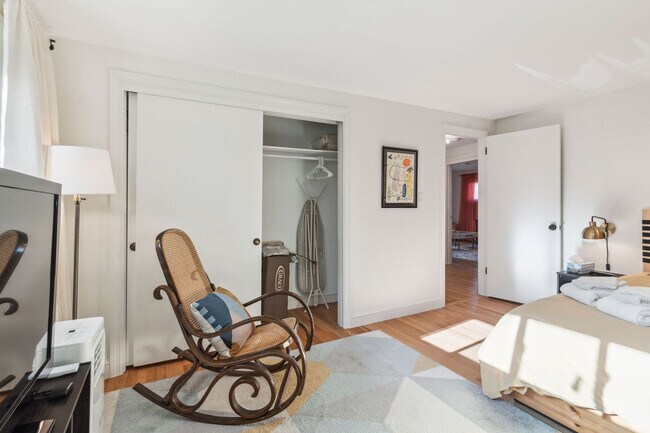 Building Photo - 171 Brackett Rd