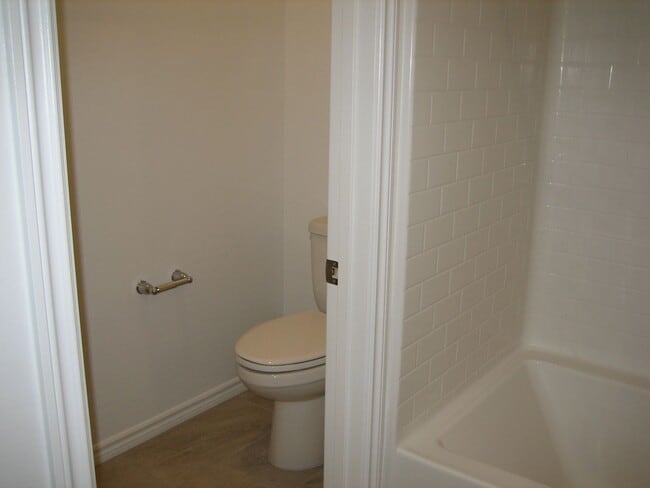 Building Photo - West Summerlin Townhouse - 1833-SqFt. - 3-beds, 2.5-baths, 2-car attached garage, Gated Comm.