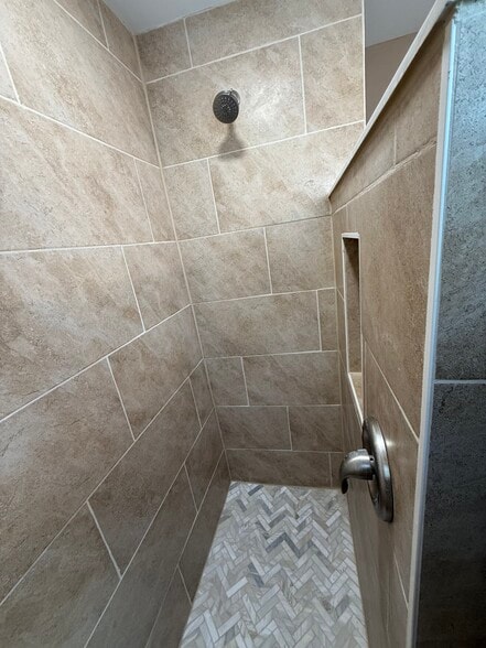 Shower in bathroom #2 - 8 Hagood Ave
