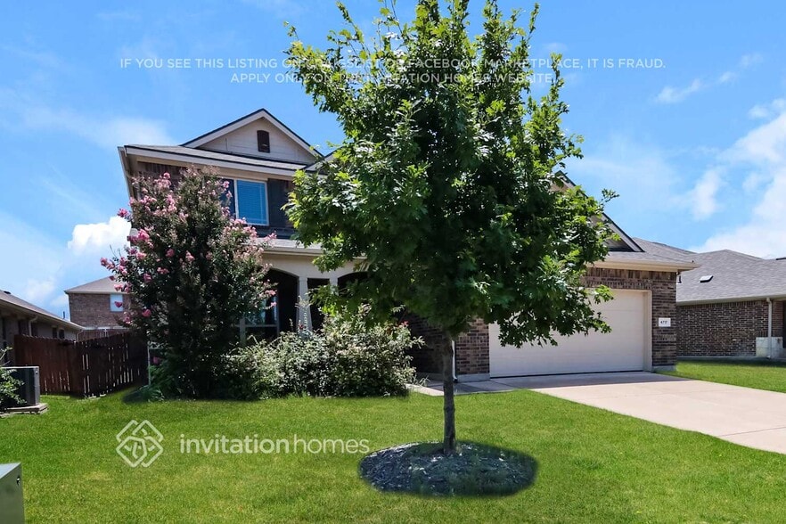 Building Photo - 4717 Ray Roberts Dr