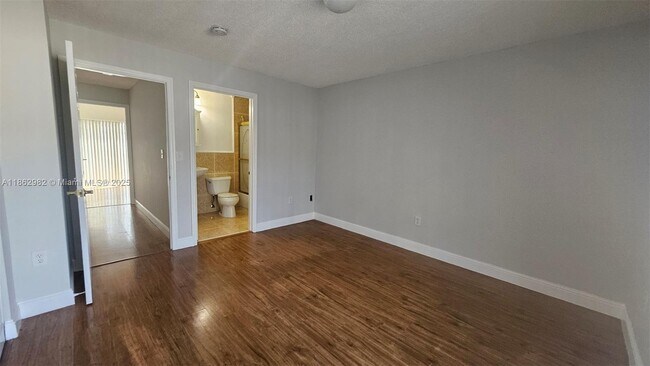 Building Photo - 6155 SW 130th Ave