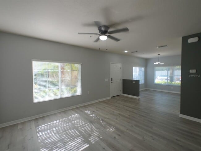 Building Photo - 3707 45th Terrace W