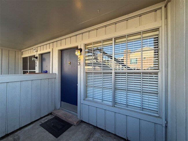 Building Photo - 2250 Bering Dr