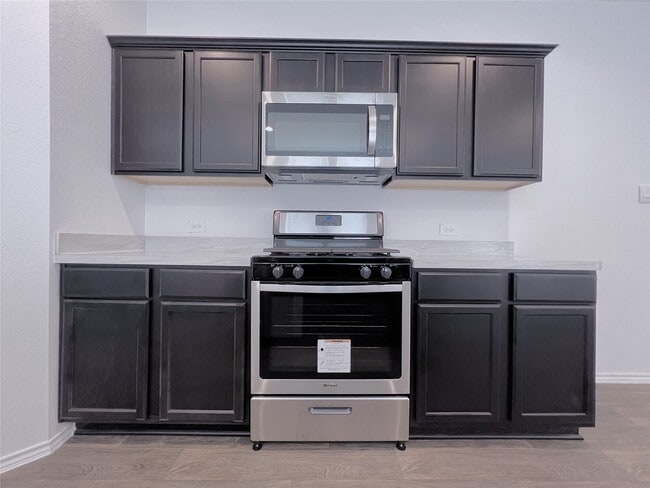 Building Photo - 21197 Alder Oaks Dr