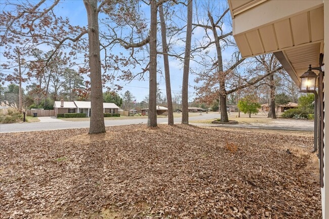 Building Photo - 2357 Basswood Dr