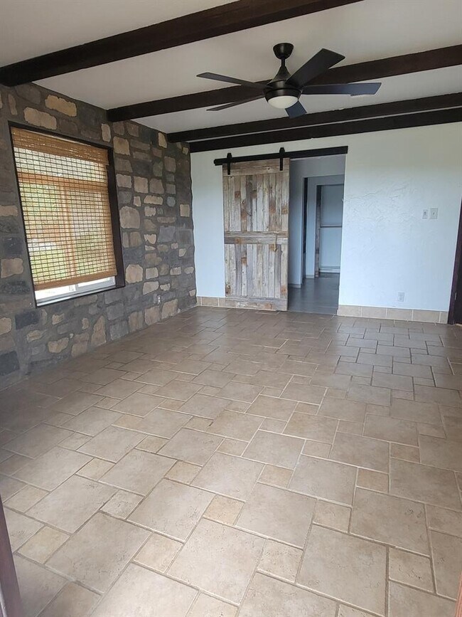 Building Photo - 24369 Bingham Creek Rd