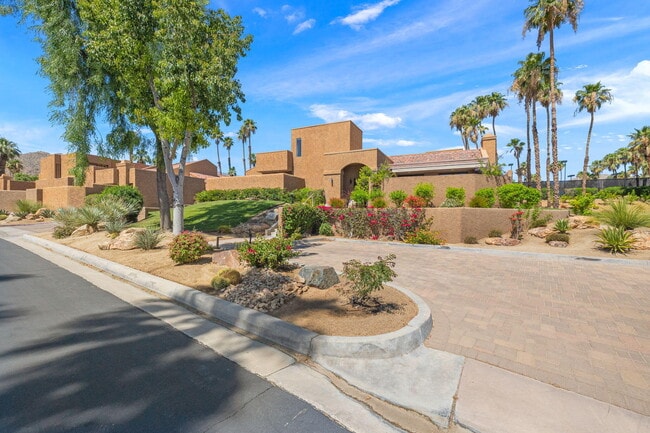 Building Photo - 49069 Mariposa Dr