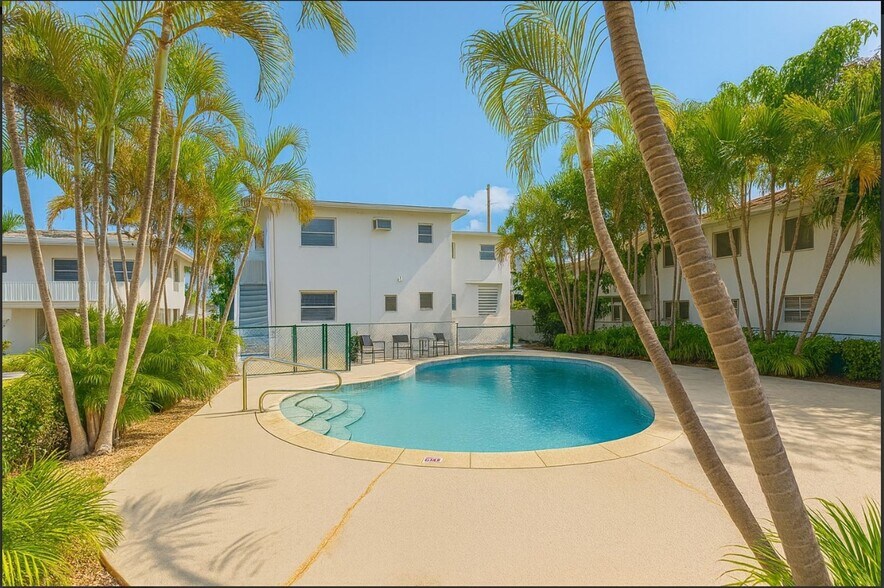 Interior Photo - 3162-3170 SW | Coral Way / Shenandoah (Closest bucket: Coral Gables)