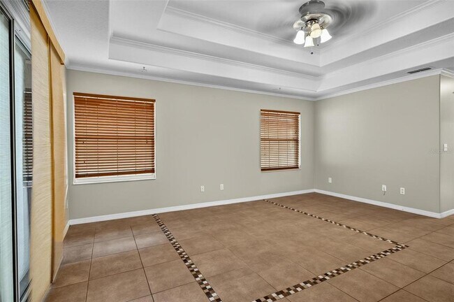 Building Photo - 20 Woodford Ln