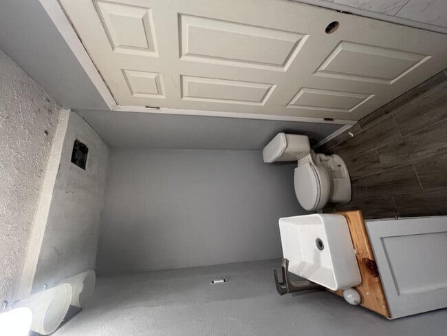 Building Photo - 63 S Davis St