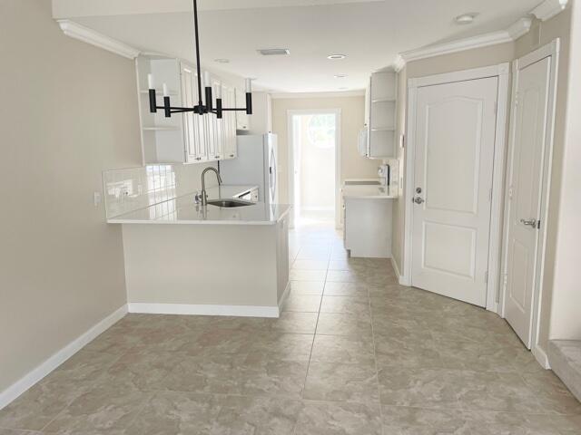 Building Photo - 470 Capistrano Dr