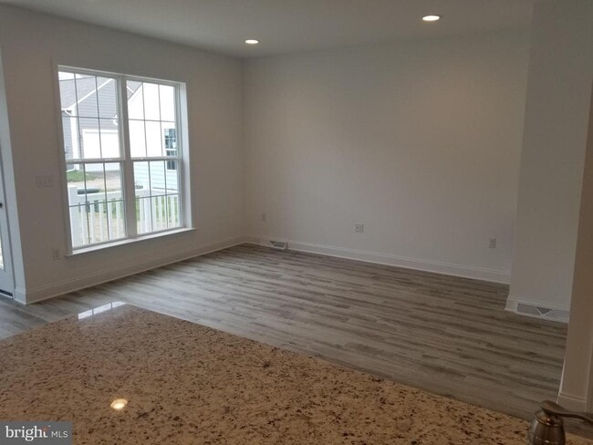 Building Photo - 207 Hoke Farm Way