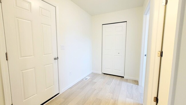 Building Photo - 1929 Blue Stem Ct