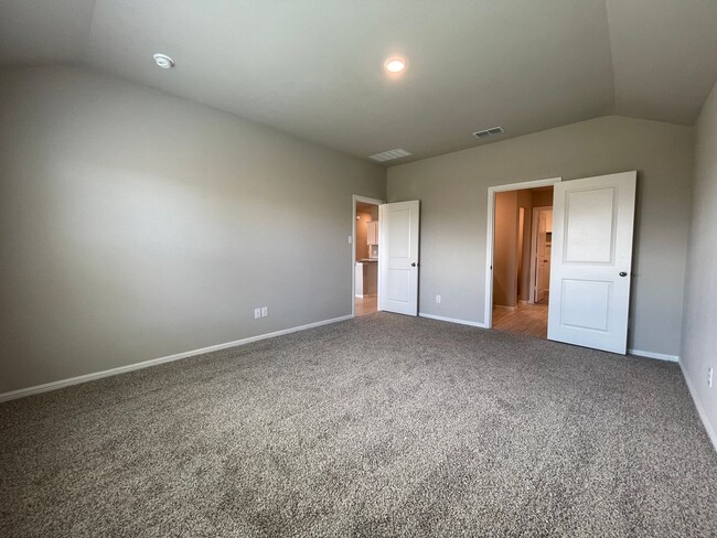 Building Photo - AVAILABLE NOW NEW CONSTRUCTION 3 BEDROOM 2...