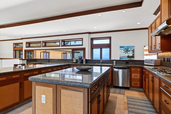 Building Photo - Private Resort-Style Home | Pool, BBQ & Epic Sunsets