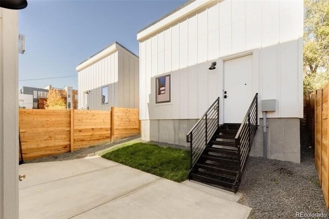 Building Photo - Elegant 4-Bedroom Home Steps from Sloan’s Lake!Available Now!!