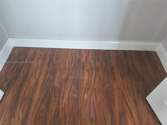 Building Photo - 9143 SW 77th Ave