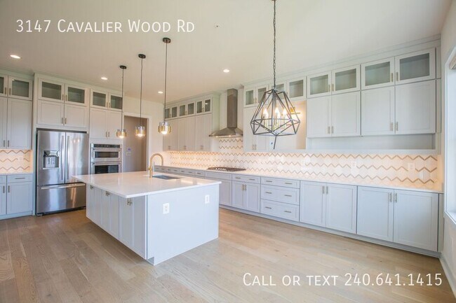 Building Photo - 3147 Cavalier Wood Rd