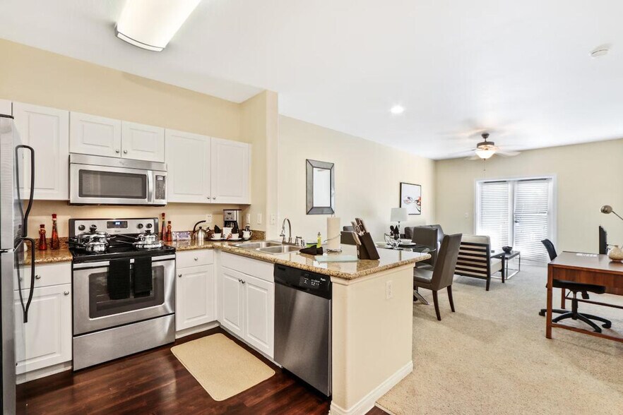Building Photo - 9095 Sydney Ct