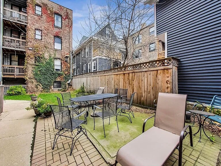 Building Photo - 5600 S Blackstone Ave