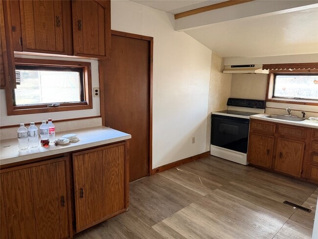 Building Photo - 44 Otseningo St