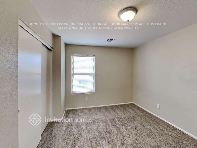 Building Photo - 16662 W Belleview St