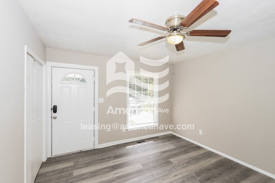 Building Photo - 3266 Lancing Ln