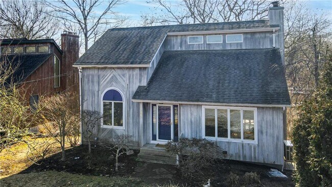 Building Photo - 262 Wood Hill Rd