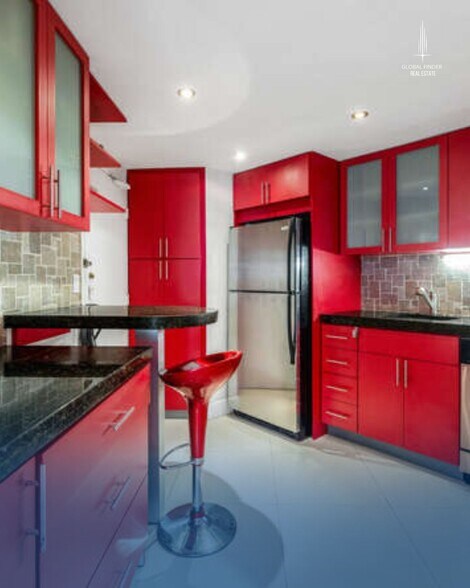 Building Photo - 801 Brickell Bay Dr