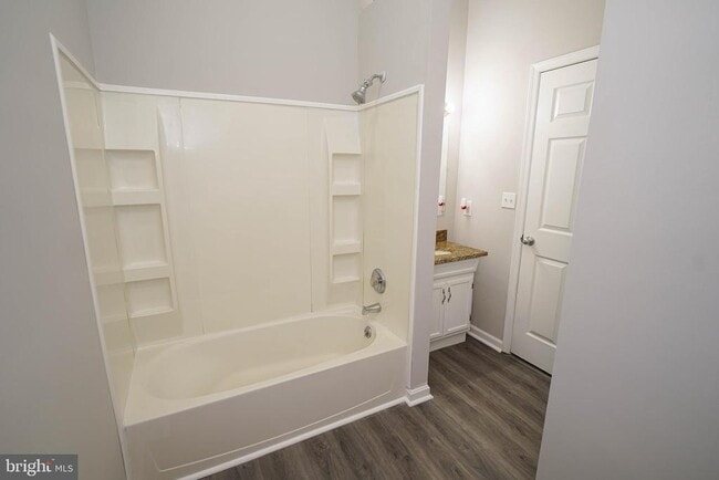 Building Photo - 28975 Aleine Ave