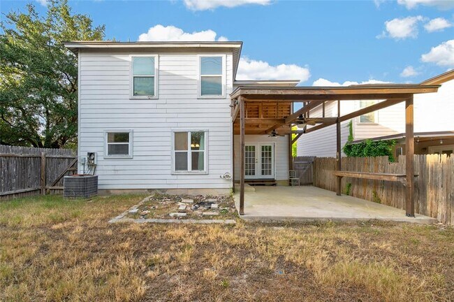 Building Photo - 13636 Merseyside Dr