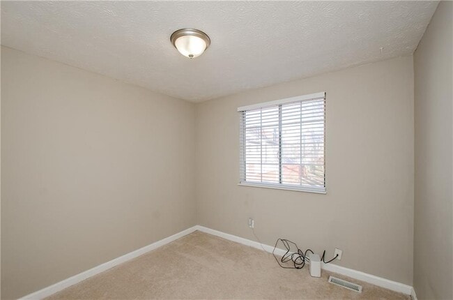 Building Photo - 1066 Wedgewood Ln