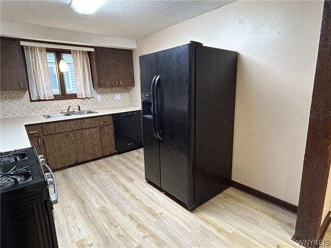 Building Photo - 128 Bannard Ave