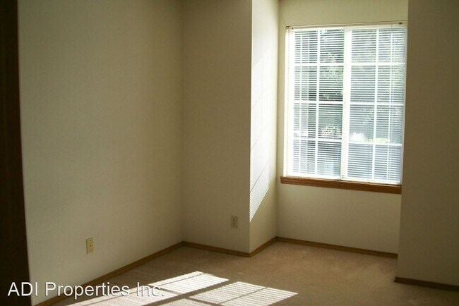 Building Photo - 2 br, 2 bath House - 10362 SW Riley Ct.