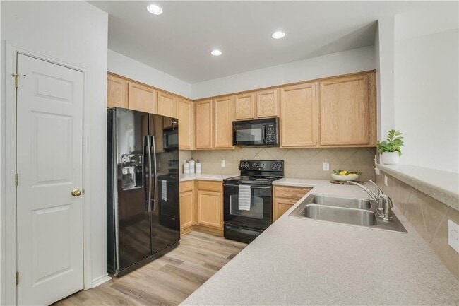 Building Photo - 82 Verde Ranch Loop