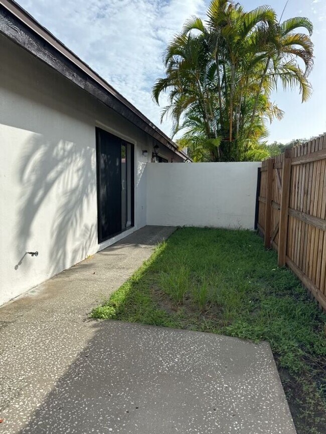 Building Photo - PLANTATION - BELLEFIELD VILLAGE