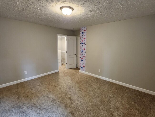 Building Photo - 111 Clearwater Harbor