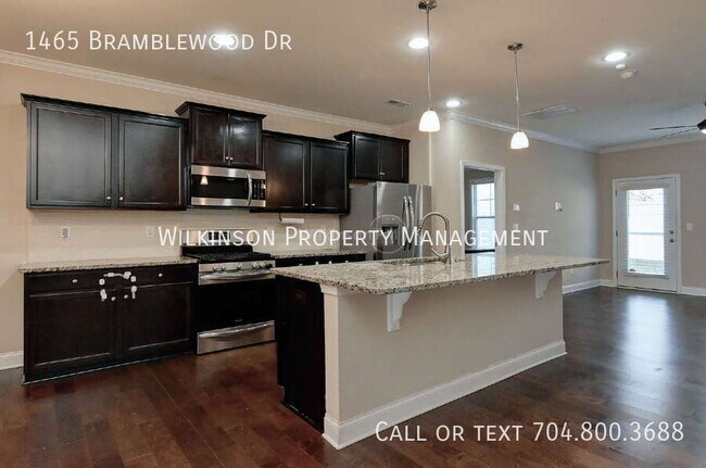 Building Photo - 1465 Bramblewood Dr