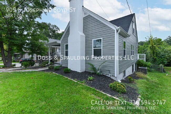 Building Photo - 909 S Josephine Boyd St