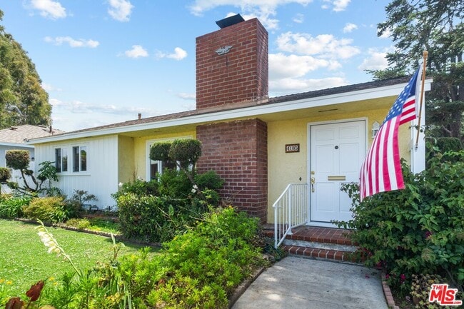 Building Photo - 4105 Irving Pl